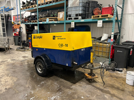 ÉQUIPEMENT LOCATION MARK - C65-10 Compresseur à vis DIESEL COMPAIR 260 CFM